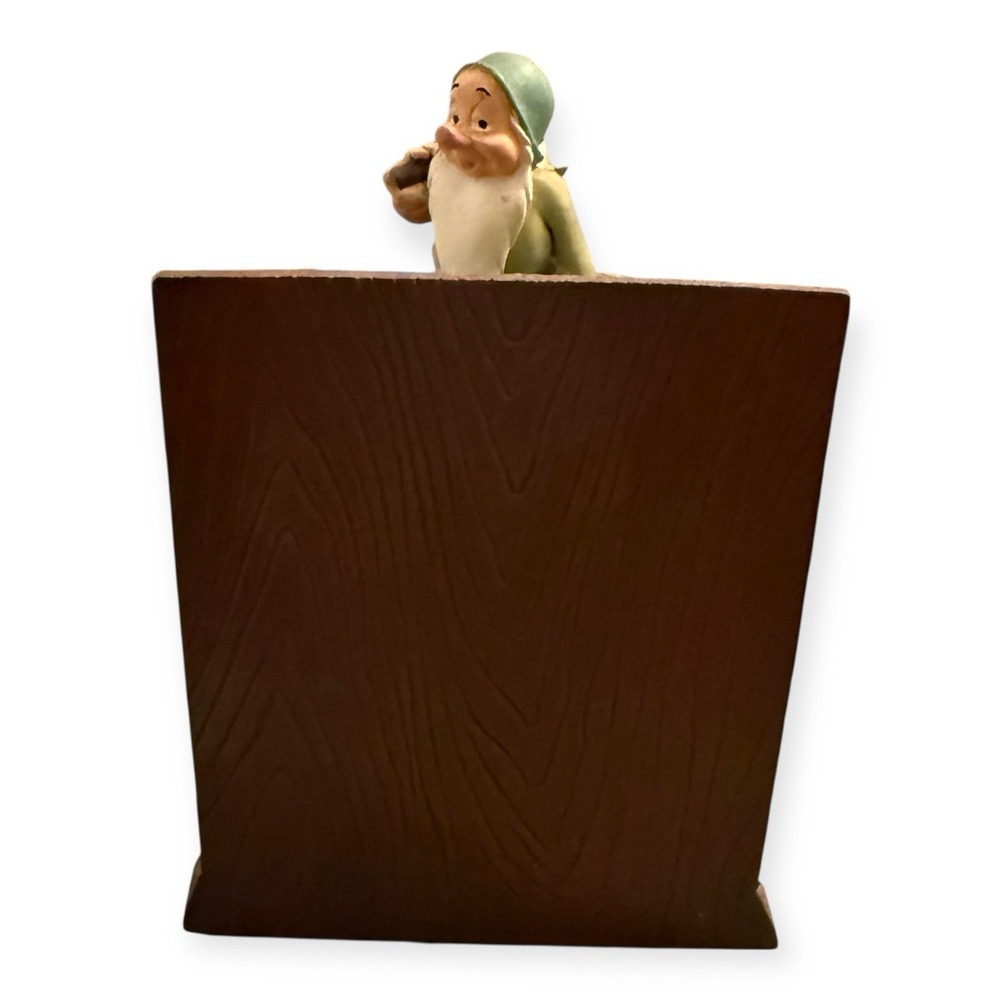 Bradford Exchange Snow White Heirloom Bookends End Pieces - Picture 9 of 11